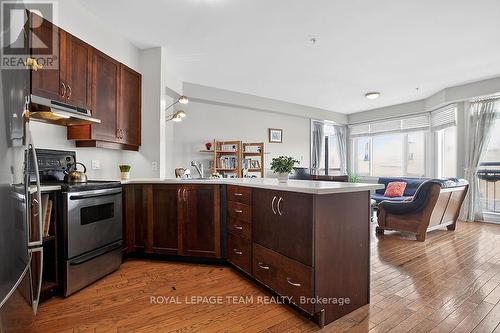B204 - 124 Guigues Avenue, Ottawa, ON - Indoor Photo Showing Kitchen