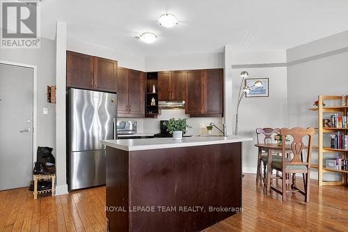 B204 - 124 Guigues Avenue, Ottawa, ON - Indoor Photo Showing Kitchen