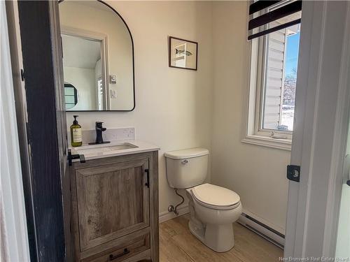 1295 Riverside Dr, Bathurst, NB 