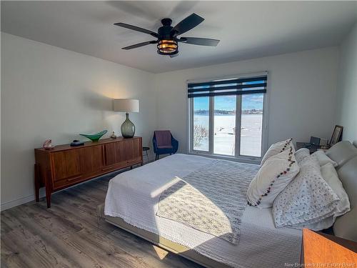 1295 Riverside Dr, Bathurst, NB 