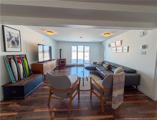 1295 Riverside Dr, Bathurst, NB 