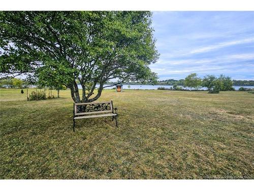 1295 Riverside Dr, Bathurst, NB 