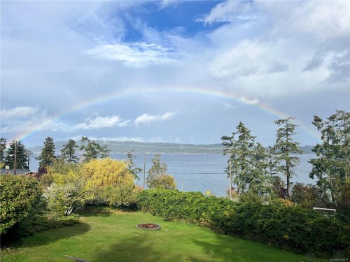 321 Maliview Dr, Salt Spring, BC 