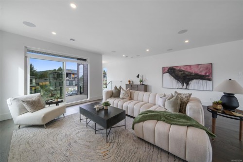 1221 Viewtop Rd, Duncan, BC 