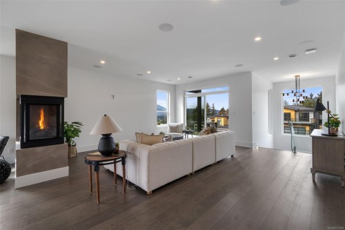 1221 Viewtop Rd, Duncan, BC 