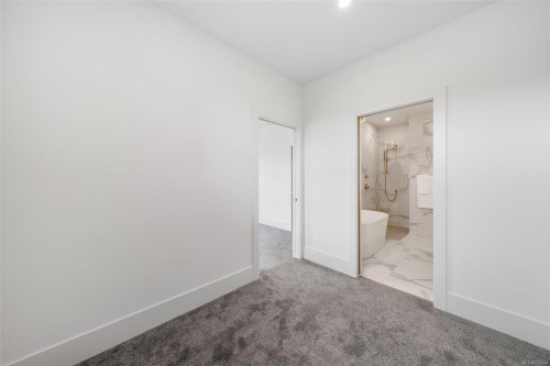 1221 Viewtop Rd, Duncan, BC 