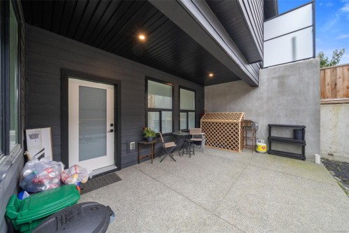 1221 Viewtop Rd, Duncan, BC 