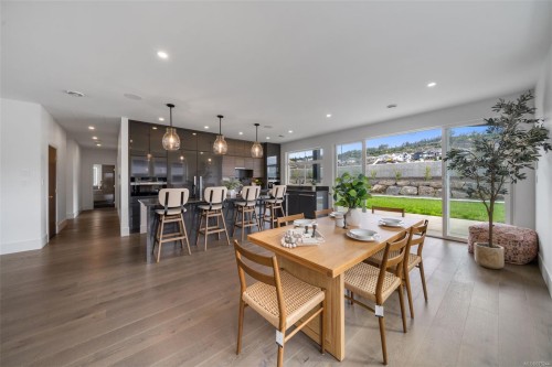 1221 Viewtop Rd, Duncan, BC 