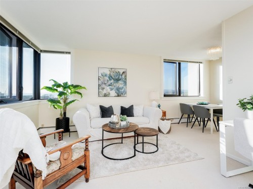 1010-647 Michigan St  Victoria, BC V8V 1S9