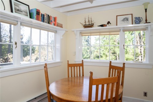 696 Rainbow Rd, Salt Spring, BC 