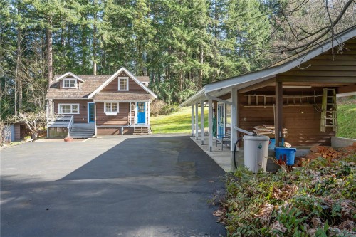 696 Rainbow Rd, Salt Spring, BC 