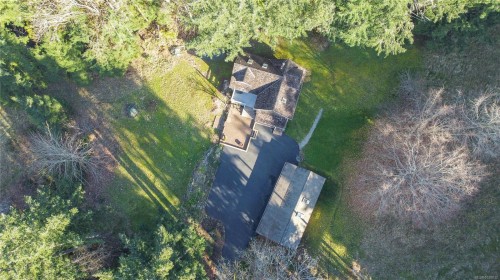 696 Rainbow Rd, Salt Spring, BC 