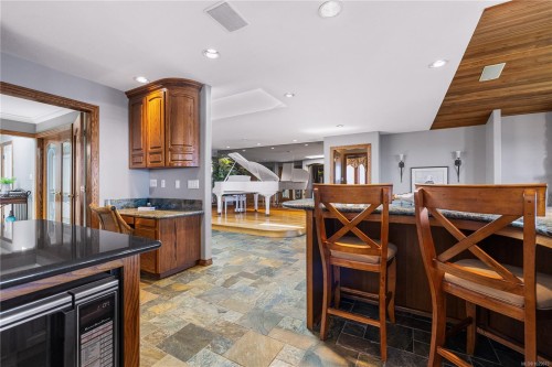 433 Eagle Ridge Rd, Campbell River, BC 