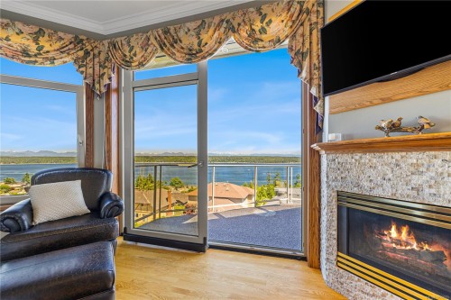 433 Eagle Ridge Rd, Campbell River, BC 