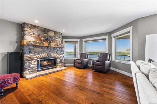 433 Eagle Ridge Rd, Campbell River, BC 