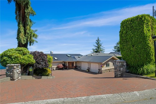 433 Eagle Ridge Rd, Campbell River, BC 