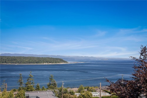 433 Eagle Ridge Rd, Campbell River, BC 