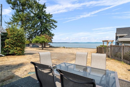 35 Bowser Rd, Bowser, BC 