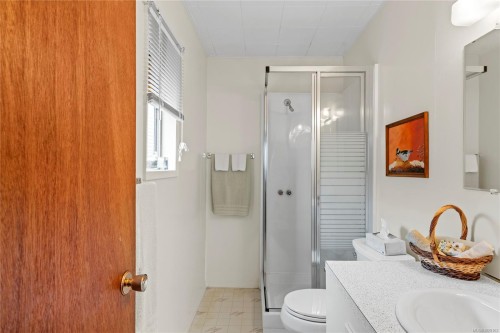 35 Bowser Rd, Bowser, BC 