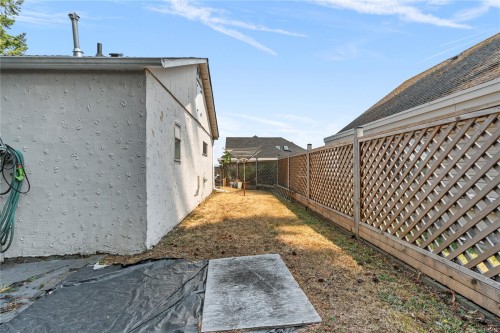 35 Bowser Rd, Bowser, BC 