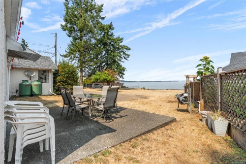 35 Bowser Rd, Bowser, BC 