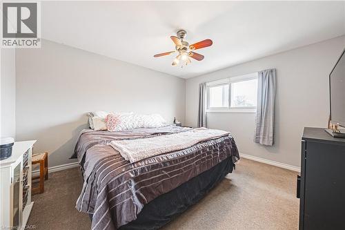 38 Glenburn Court, Hamilton, ON - Indoor Photo Showing Bedroom