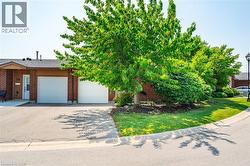 1 ARCHDEACON CLARK Trail  Hamilton, ON L9B 2M2