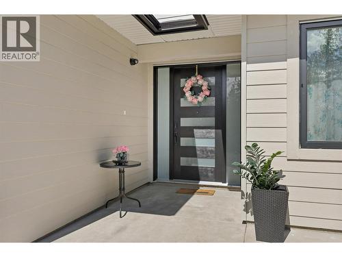 7670 Mountain Drive, Anglemont, BC 