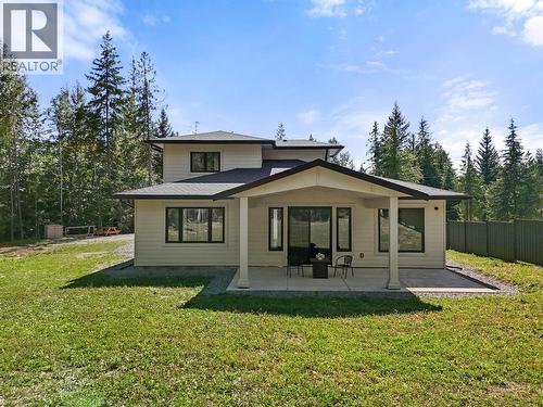 7670 Mountain Drive, Anglemont, BC 