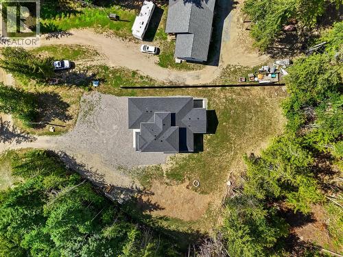 7670 Mountain Drive, Anglemont, BC 