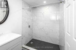 Bathroom B - 
