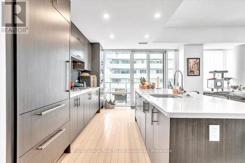 323 - 29 Queens Quay E, Toronto, ON - Indoor Photo Showing Kitchen With Upgraded Kitchen