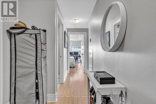 323 - 29 Queens Quay E, Toronto, ON - Indoor