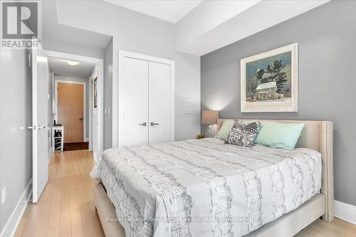 323 - 29 Queens Quay E, Toronto, ON - Indoor Photo Showing Bedroom