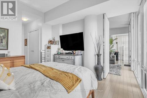 323 - 29 Queens Quay E, Toronto, ON - Indoor Photo Showing Bedroom