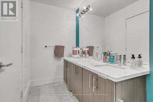 323 - 29 Queens Quay E, Toronto, ON - Indoor Photo Showing Bathroom
