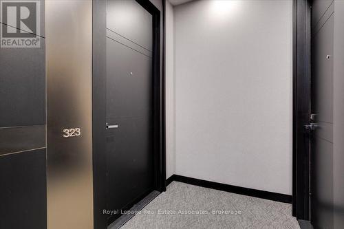 323 - 29 Queens Quay E, Toronto, ON - Indoor Photo Showing Other Room