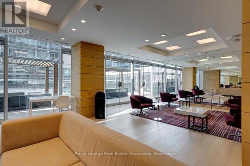 323 - 29 Queens Quay E, Toronto, ON - Indoor