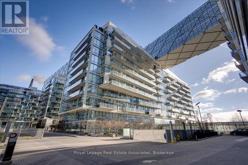 323 - 29 Queens Quay E, Toronto, ON - Outdoor