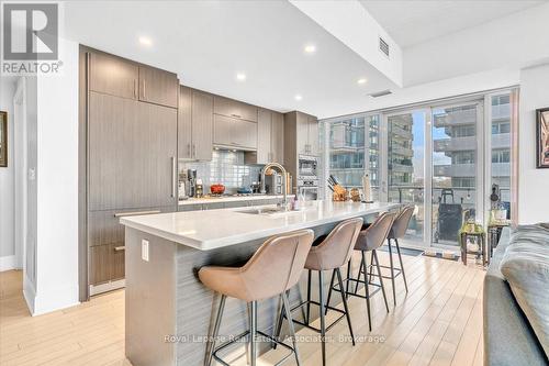 323 - 29 Queens Quay E, Toronto, ON - Indoor Photo Showing Kitchen With Upgraded Kitchen