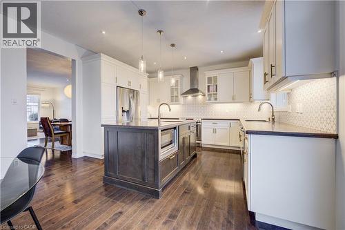268 Evens Pond Crescent, Kitchener, ON - Indoor Photo Showing Kitchen With Upgraded Kitchen