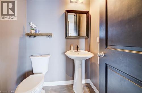 268 Evens Pond Crescent, Kitchener, ON - Indoor Photo Showing Bathroom