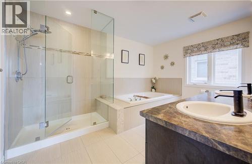 268 Evens Pond Crescent, Kitchener, ON - Indoor Photo Showing Bathroom