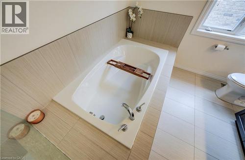 268 Evens Pond Crescent, Kitchener, ON - Indoor Photo Showing Bathroom