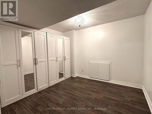 1100 Feeley Court, Mississauga, ON - Indoor Photo Showing Other Room