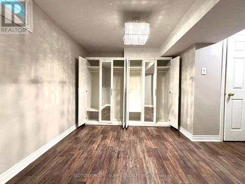1100 Feeley Court, Mississauga, ON - Indoor Photo Showing Other Room