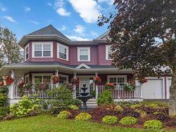 16 Valerie Court  Windsor Junction, NS B2T 1Y7