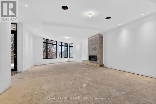 112 Queen Elizabeth Drive, Ottawa, ON - Indoor Photo Showing Other Room