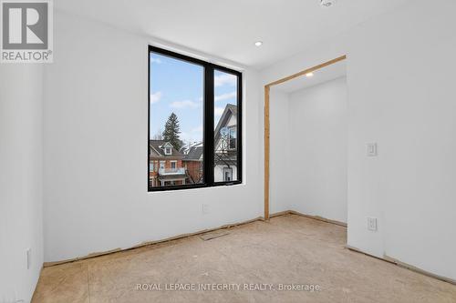 112 Queen Elizabeth Drive, Ottawa, ON - Indoor Photo Showing Other Room