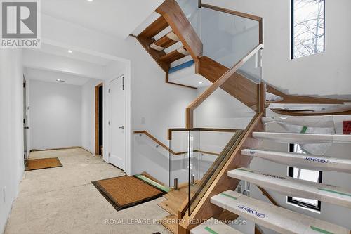 112 Queen Elizabeth Drive, Ottawa, ON - Indoor Photo Showing Other Room